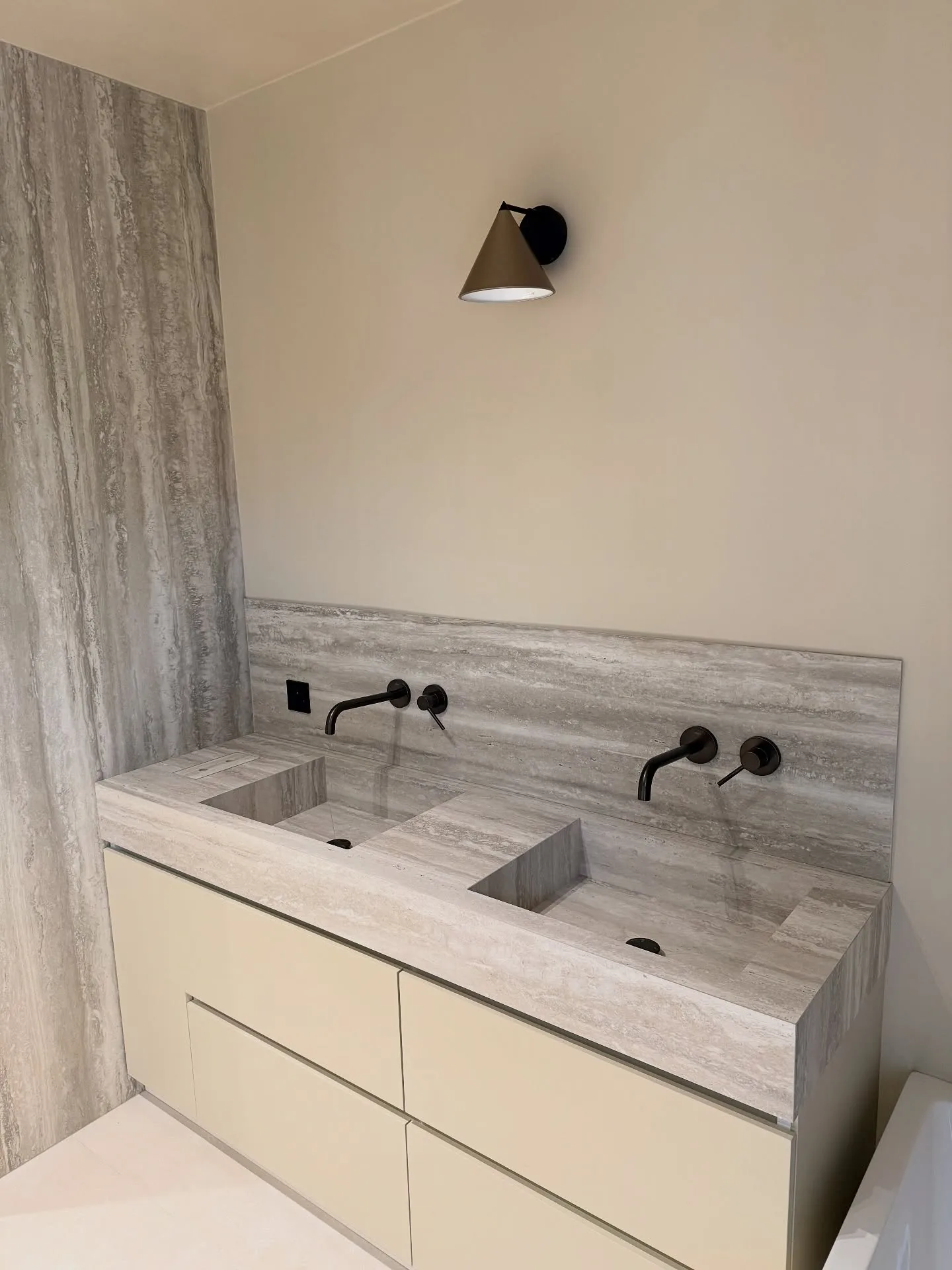 Plan vasque en céramique Marazzi Silver