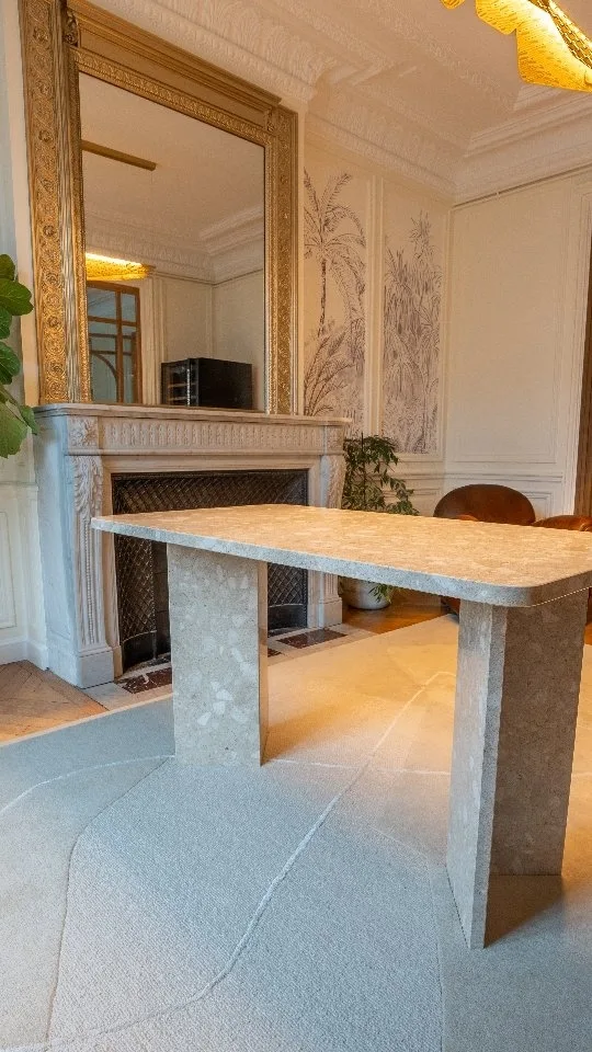 Table et piètement en marbre RMC Moleanos — Moleanos