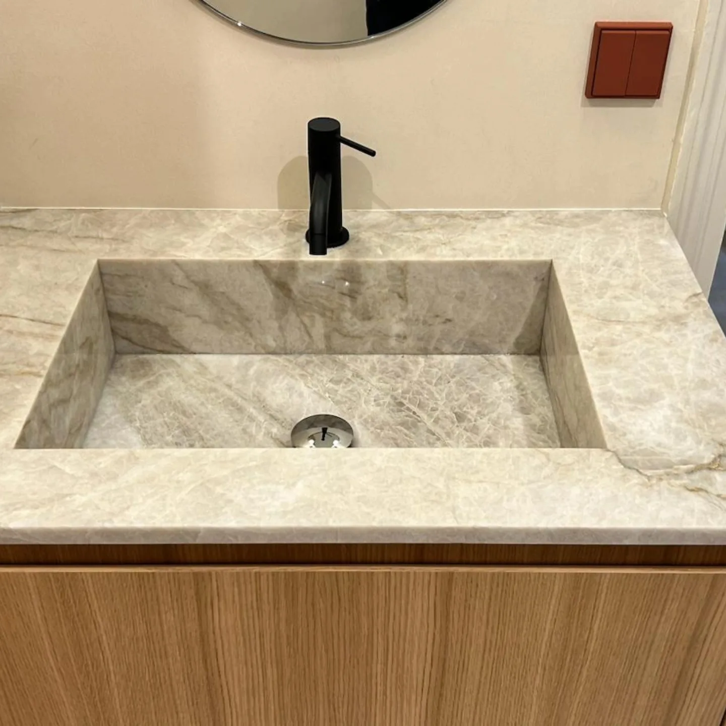 Salle de bains et cuisine en quartzite Perla Santy