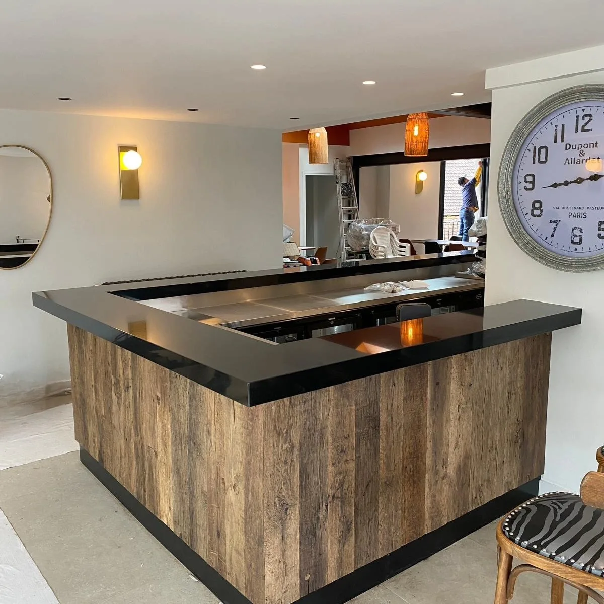 Plan bar en granit Noir Zimbabwe