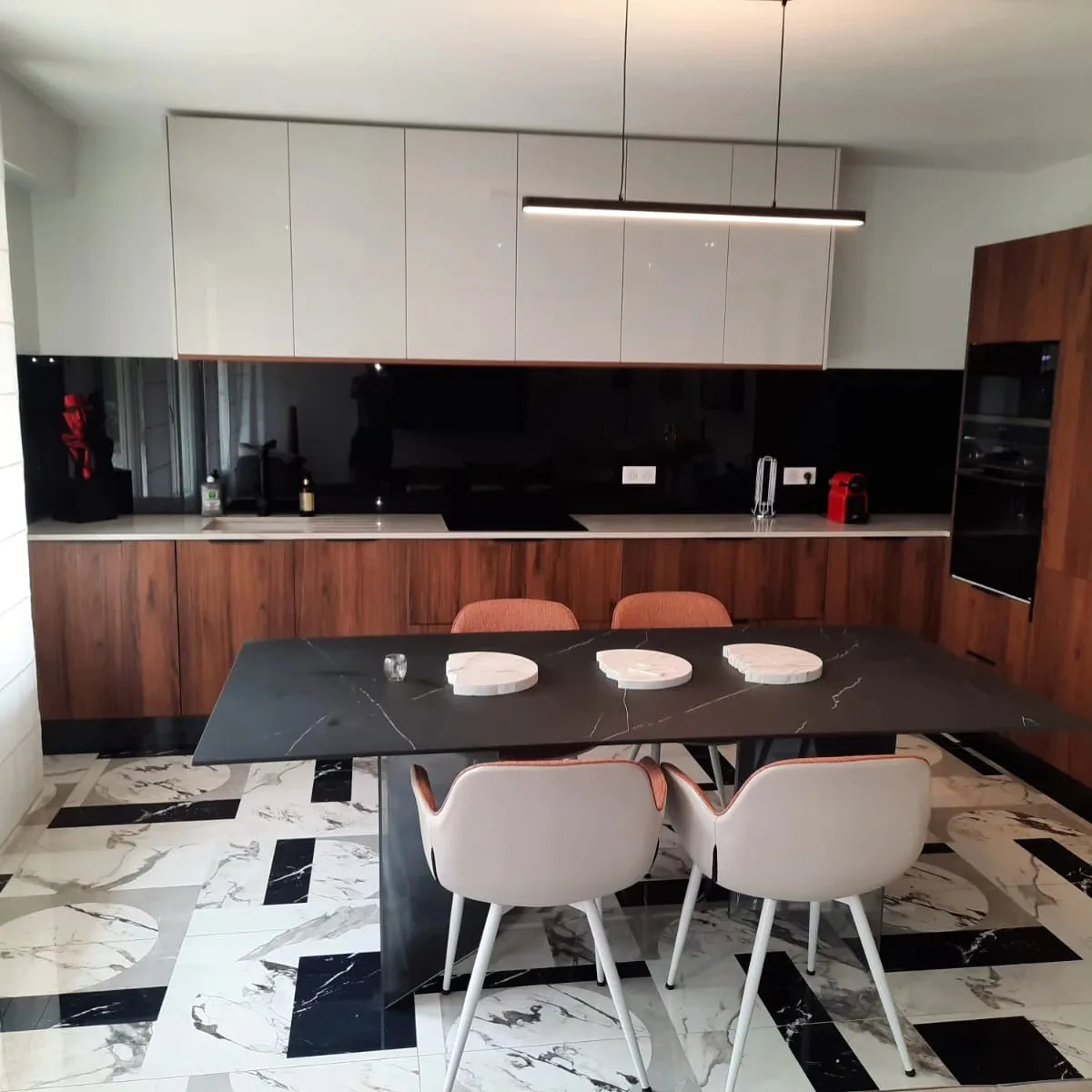 Table en Xtone Liem Black