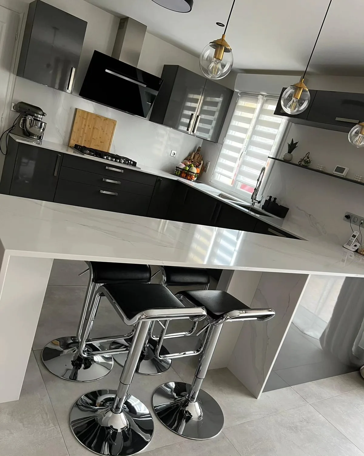 Cuisine en Compac Calacatta Classique