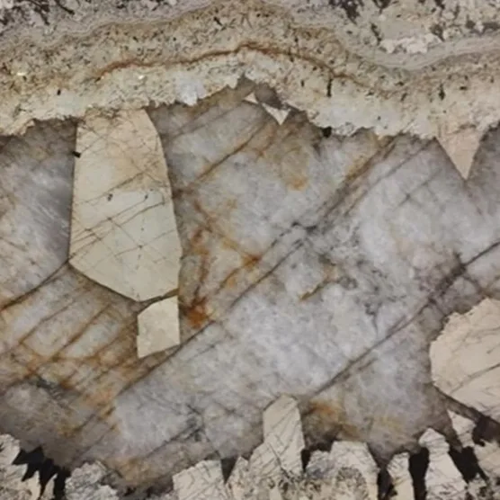 Veinages d'une tranche de quartzite en gros plan